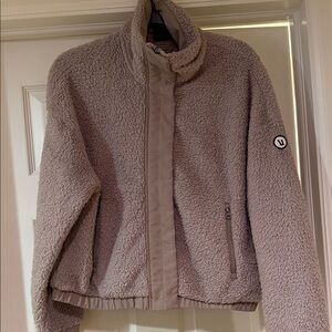 Vuori Cozy Sherpa Jacket in a taupe. Sz S. Zip & Snap Up. Soft, Warm & Cozy.